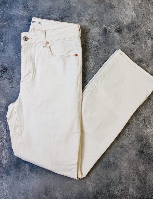 JEANS MUJER BLANCOS STRAIGHT MANGO