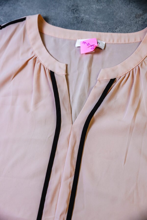 BLUSA ROSADA CALVIN KLEIN - Image 2