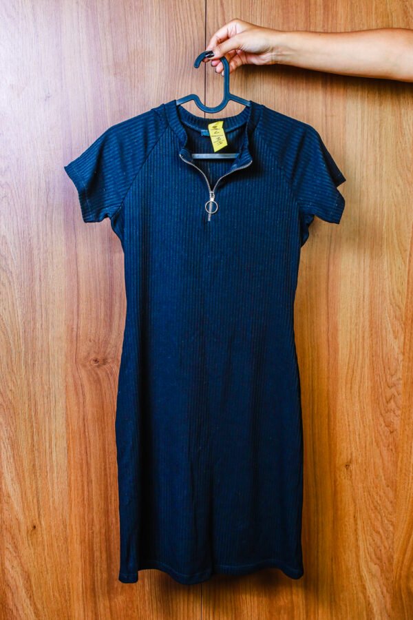 VESTIDO NEGRO