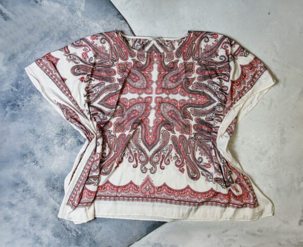 BLUSA SEDA BLANCA CON ESTAMPADOS ROSADOS