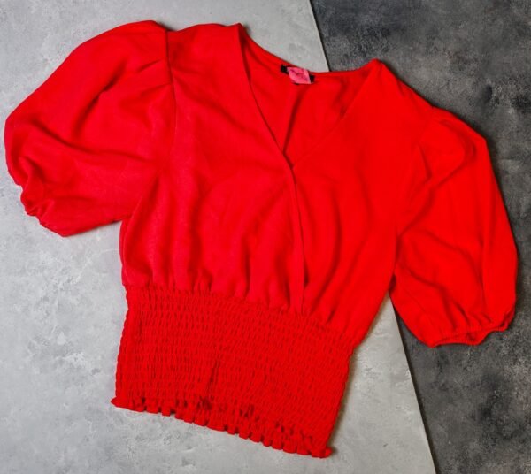 BLUSA COLOR ROSADO MANGAS CORTAS