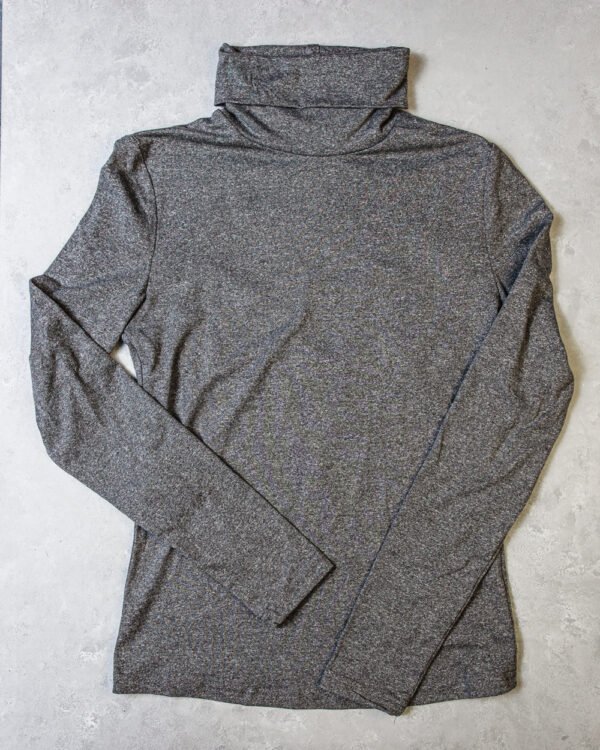 SWEATER MUJER GRIS CUELLO TORTUGA (copia)