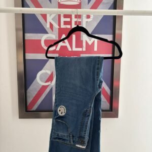 JEANS AZULES CON CARITA
