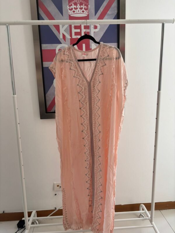 MAXI VESTIDO PLAYERO COLOR ROSADO PÁLIDO